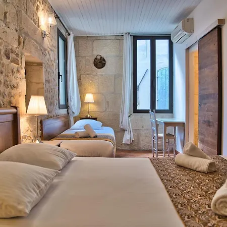 Hotel La Muette 3*