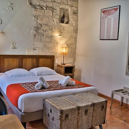 La Muette Hotel